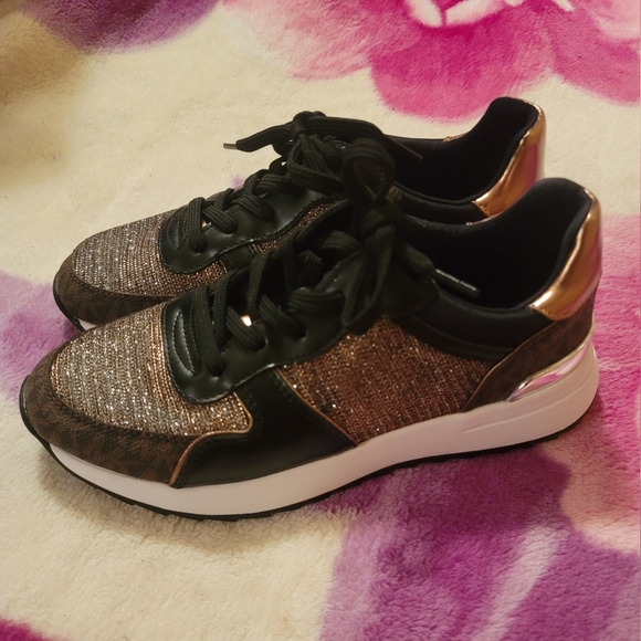 Michael Kors Women's Brown & Black Glitter Sneakers Shoes Size 7.5 - Picture 2 of 9